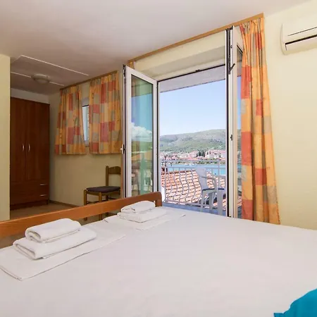 Jadran Trogir