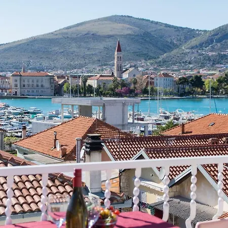 Jadran 3* Trogir