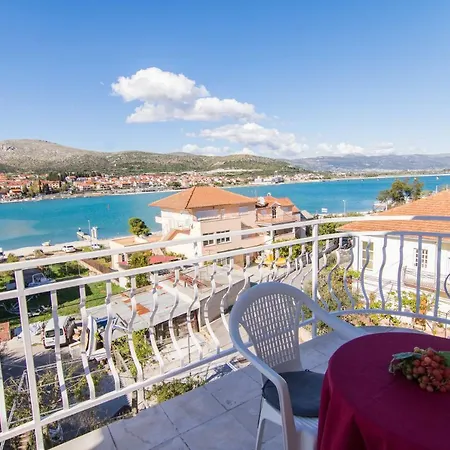 Pensjonat Jadran Trogir