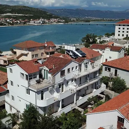 Pensjonat Jadran 3*